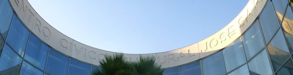 Exterior Centro Cultural Leganés_Biblioteca Caro Baroja