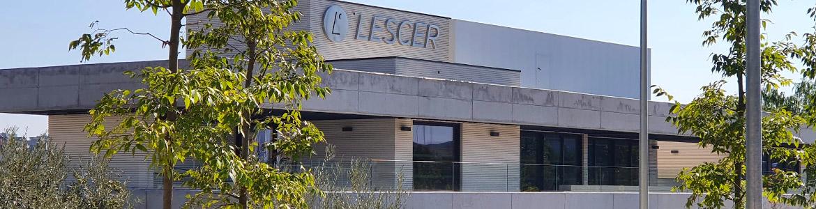 Centro de Rehabilitación LESCER Fachada del Centro de Rehabilitación LESCER