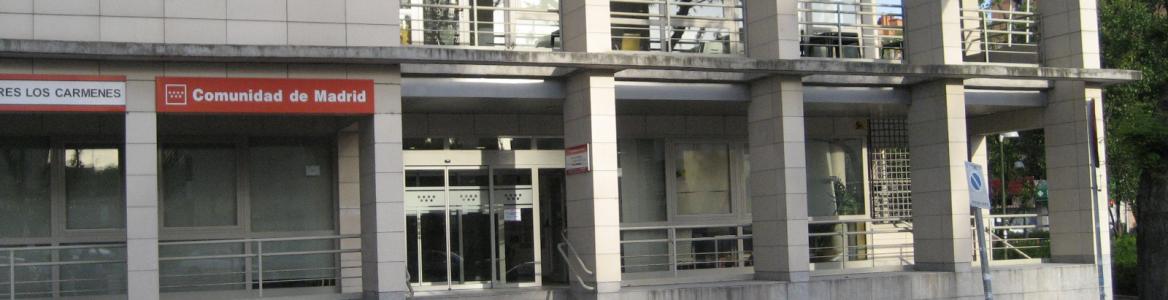 Fachada Centro de Día Los Cármenes