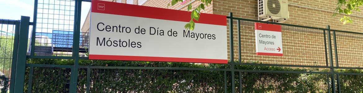 Facha Centro de Día para Mayores Móstoles