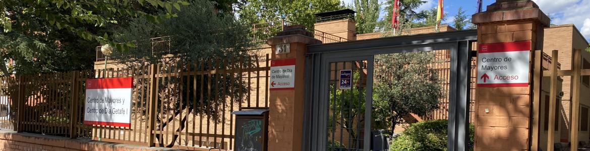 Dirección de acceso al Centro de Día para Mayores Getafe Fachada Centro de Día para Mayores Getafe