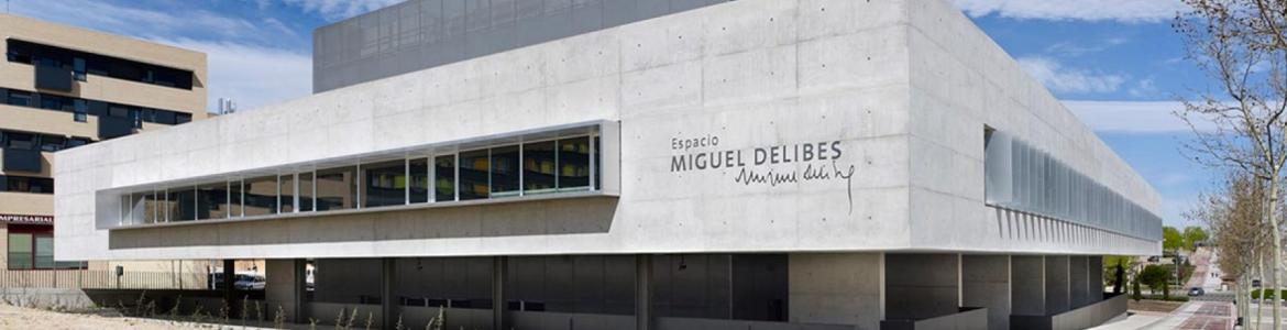 Exterior Biblioteca Miguel Delibes de Alcobendas Biblioteca Miguel Delibes de Alcobendas