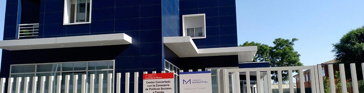 Fachada de la Residencia (MR) Torrejón para personas con enfermedad mental