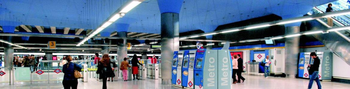 Estación de Embajadores estado renovado del vestíbulo Nuevo vestíbulo de la estación de Embajadores