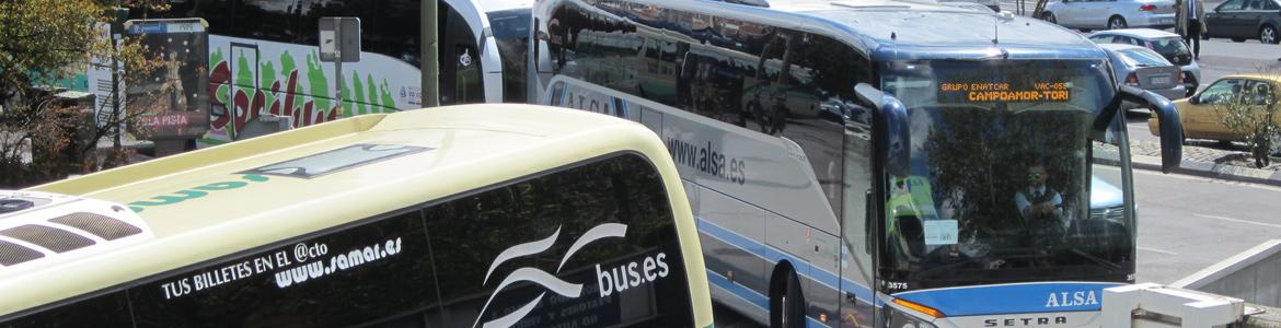 Autobuses entrando en la Estación Sur de Autobuses