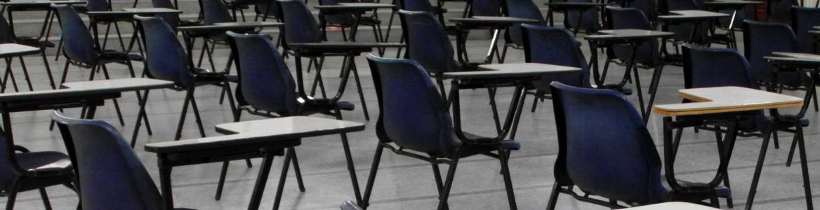 Aula de exámenes vacía