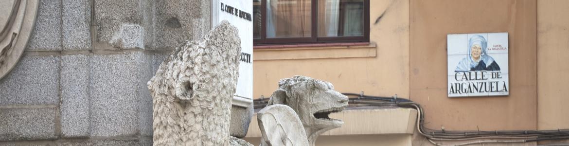 Oso y dragón de la Fuentecilla de la calle de Toledo La Fuentecilla de la calle de Toledo