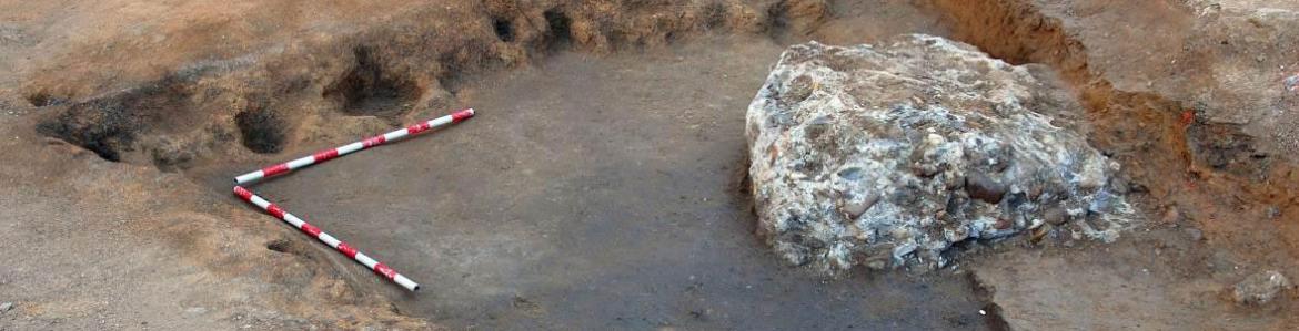 Primera fase de la excavación del pozo Primera fase de la excavación del pozo tardorromano en Móstoles