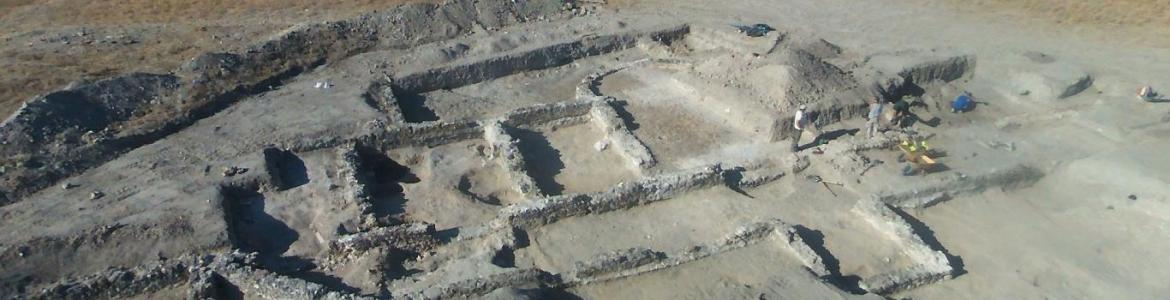 Vista aérea del yacimiento La Torrecilla durante los trabajos de excavación vista aérea de un yacimiento arqueológico
