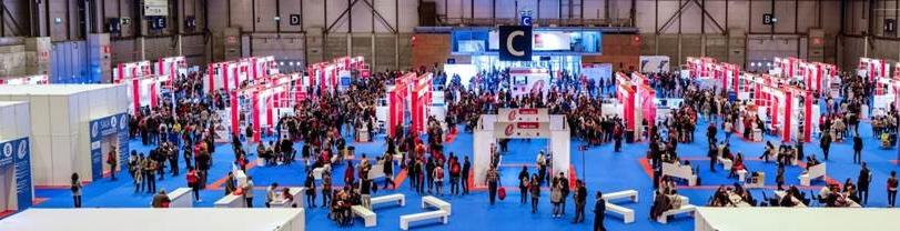 Panoramica de la XII Feria de empleo para personas con discapacidad y V Foro de activación del empleo con stand organizador de la Comunidad de Madrid