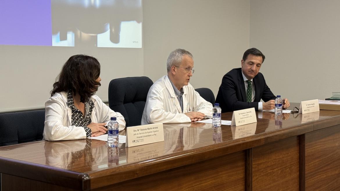 El Servicio de Aparato Digestivo de La Paz recibe la acreditación Servicio Excelente