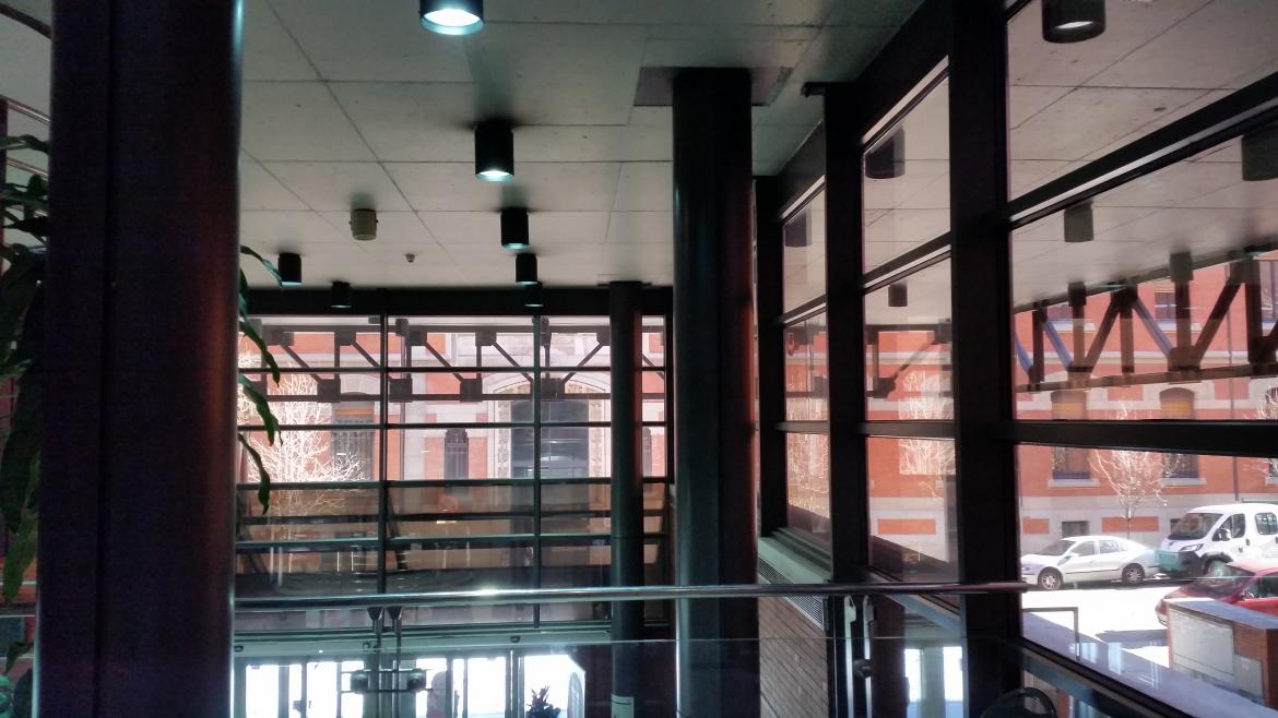 Disfunción erectil Interior del vestíbulo del Edificio de Consultas del Hospital Santa Cristina
