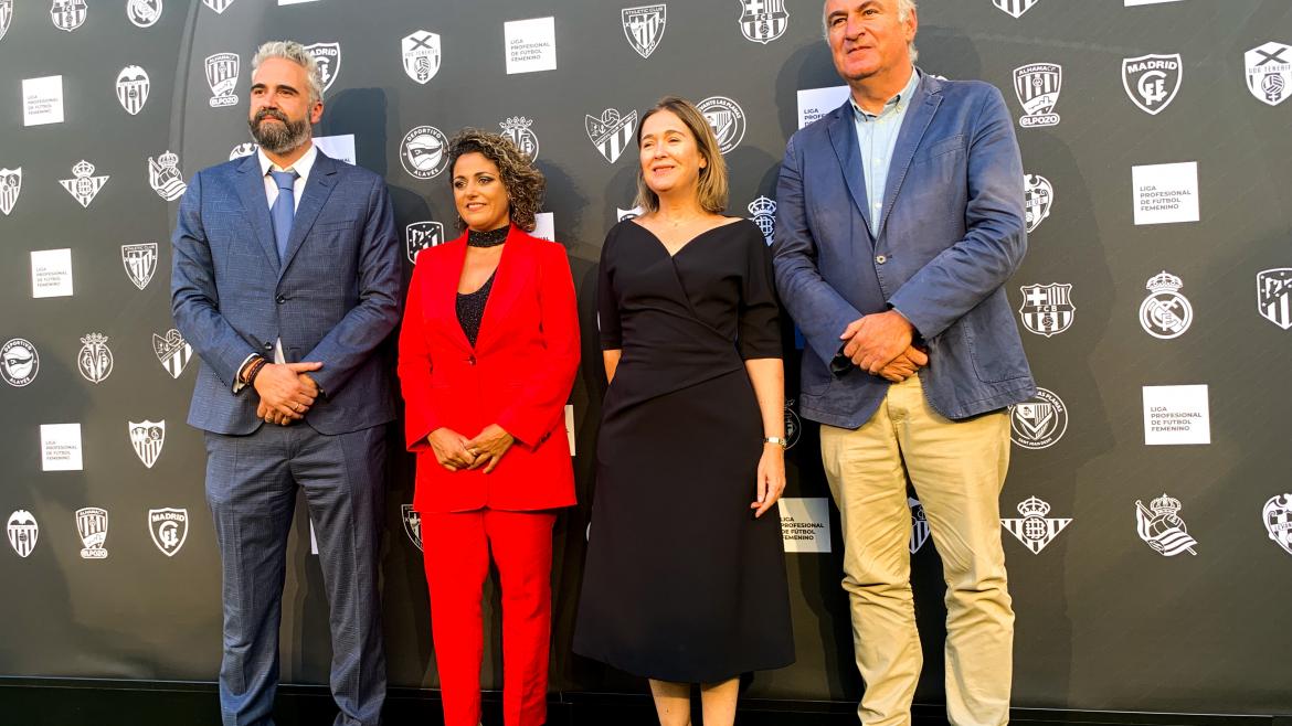 La Comunidad de Madrid trabaja para dar visibilidad al fútbol femenino a través de la atracción y organización de eventos La consejera Marta Rivera durante la presentación