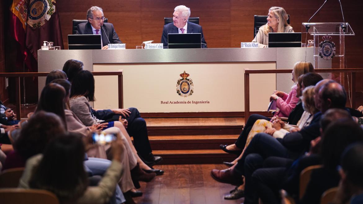 El vicepresidente Enrique Ossorio en la presentación de los Proyectos STEM