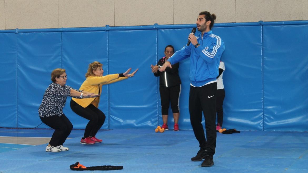 La Comunidad promueve el deporte para mejorar la calidad de vida de los pacientes deporte para pacientes de obesidad y cáncer de mama