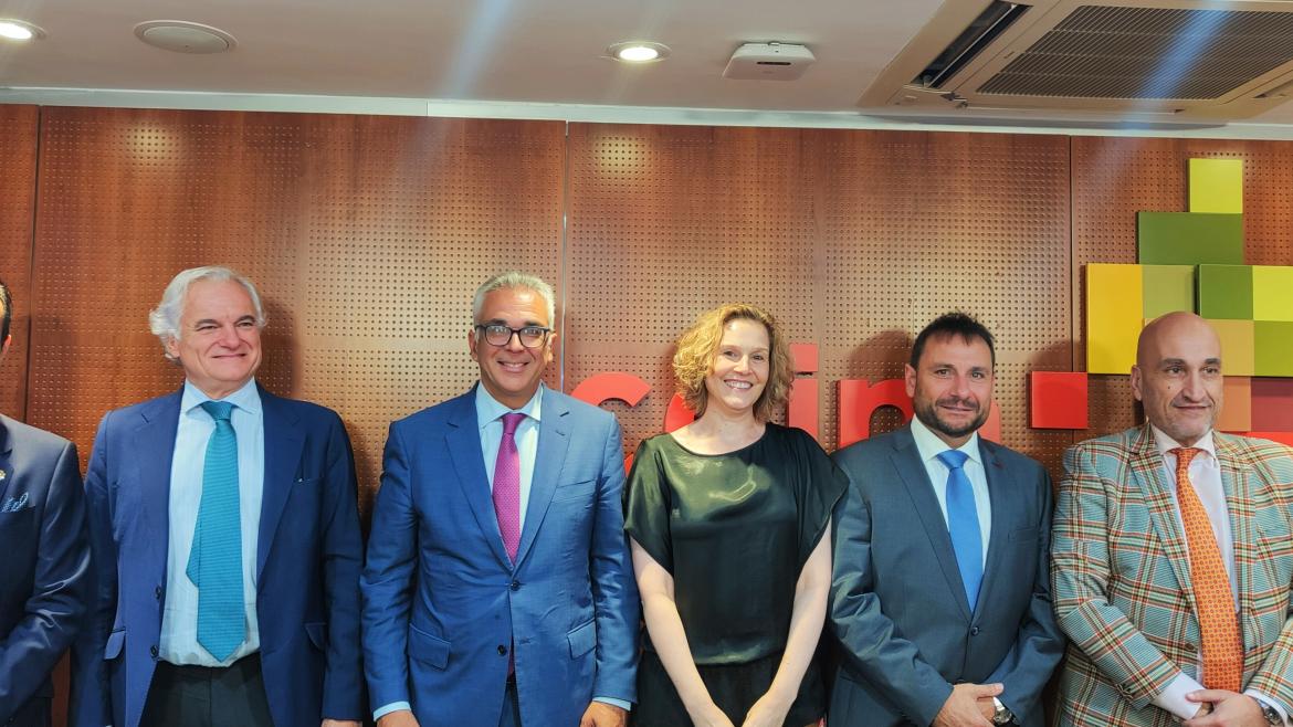 El consejero Carlos Izquierdo en las jornadas 