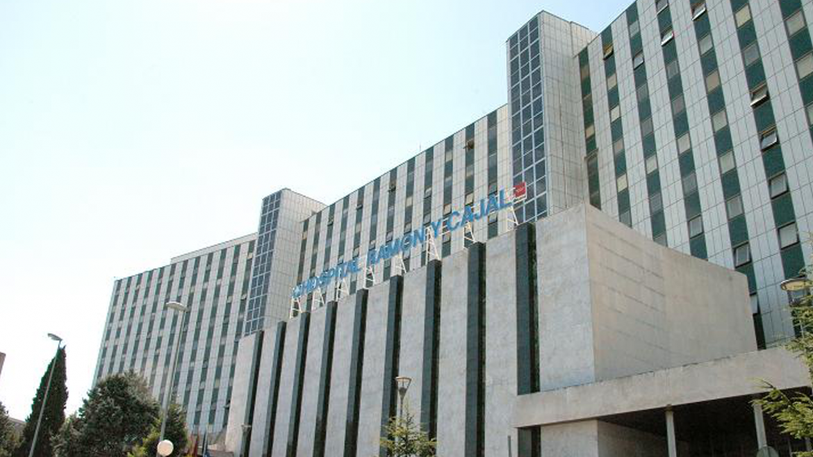 Imagen de la fachada del Hospital Universitario Ramón y Cajal