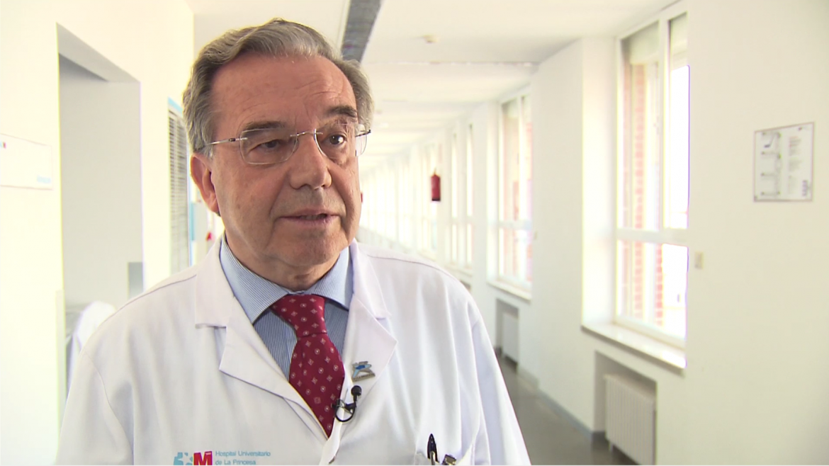 Adrian Alegre Amor, jefe de servicio de Hematología