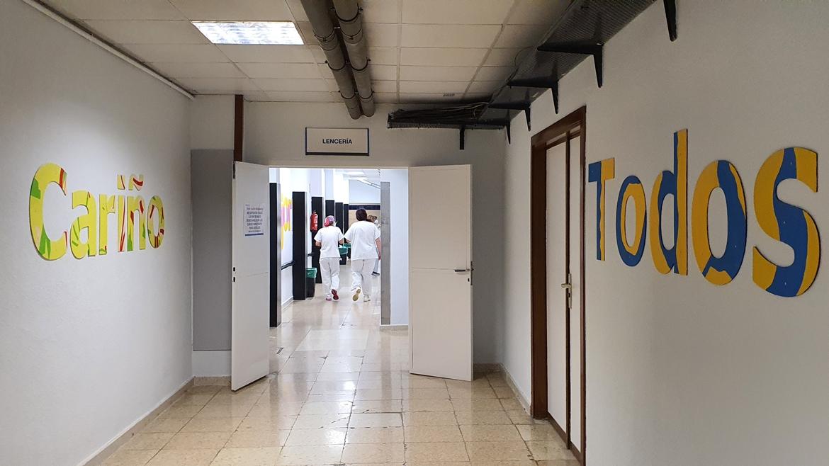 decoración pasillo Lencería