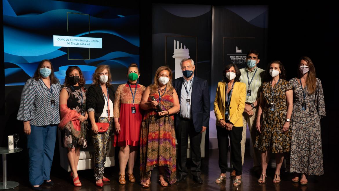 Equipo de Enfemería del Centro de Salud Barajas durante la entrega del Premio