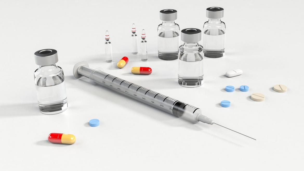 Los madrileños podrán retirar en cualquier farmacia de España sus fármacos prescritos con la tarjeta sanitaria de la Comunidad de Madrid Píldoras, comprimidos, inyectables y jeringa