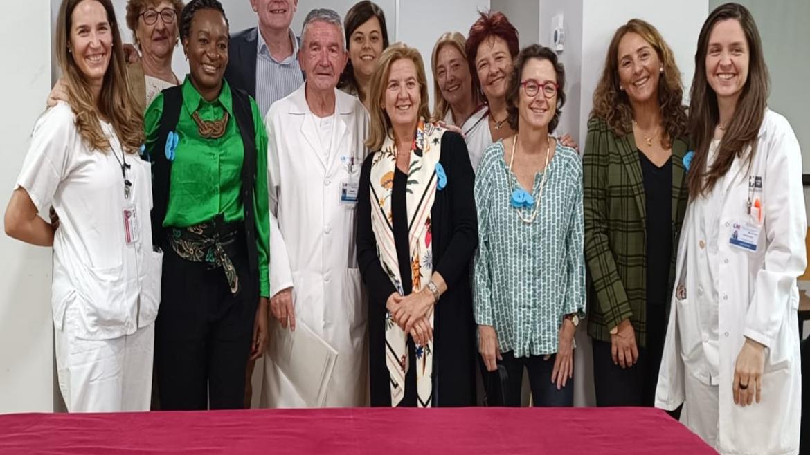 Foto de familia con los intervinientes en la jornada