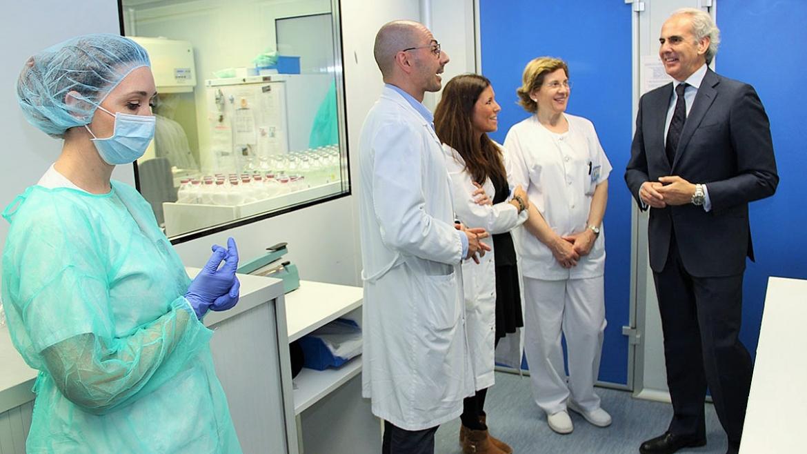 VISITA DEL CONSEJERO AL SERVICIO DE FARMACIA