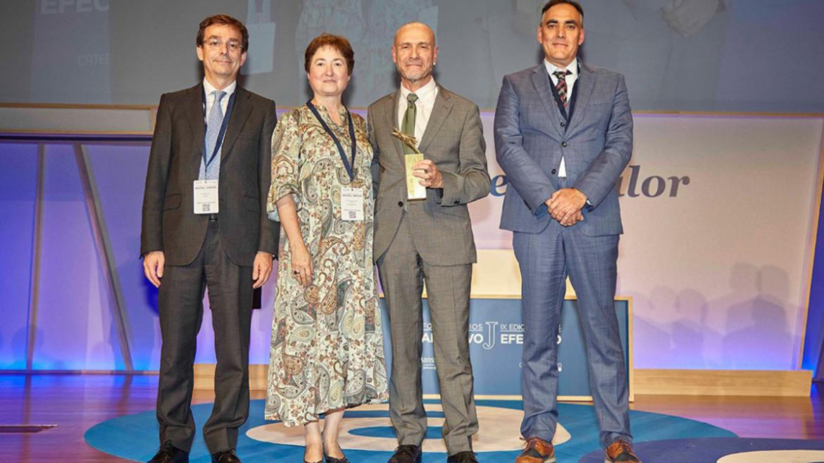 EL DOCTOR JULIO ZARCO RECIBE EL PREMIO AFECTIVO-EFECTIVO
