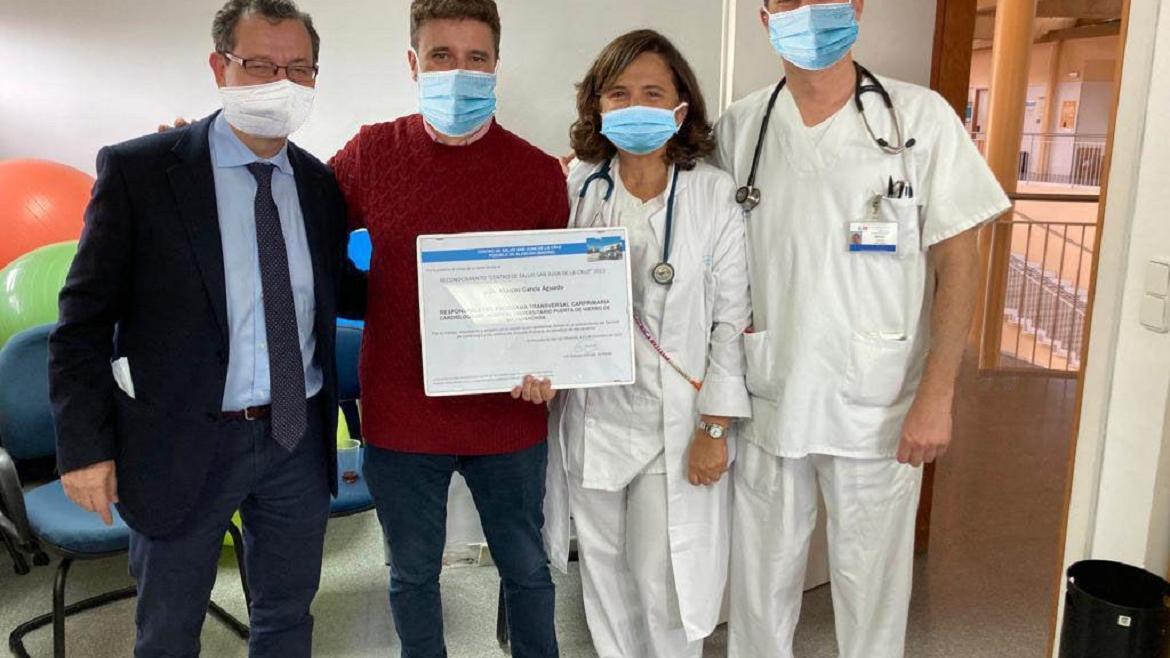 Premio Centro San Juan de la Cruz al Cardiólogo Marcos García, del Hospital Puerta de Hierro-Majadahonda Recogida del premio