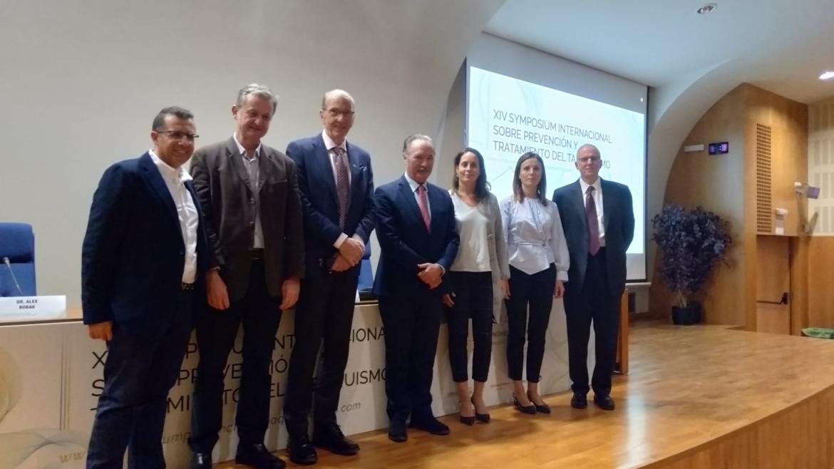 Expertos en tabaquismo en el simposio internacional organizado por el Hospital Clínico