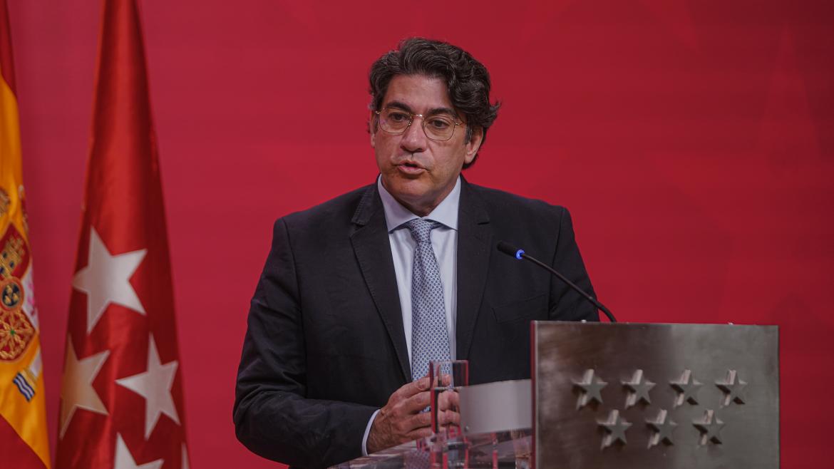 La Comunidad de Madrid indemnizará con más de 7 millones a los vecinos afectados por la línea 7B de Metro en San Fernando de Henares El consejero David Pérez durante su declaración