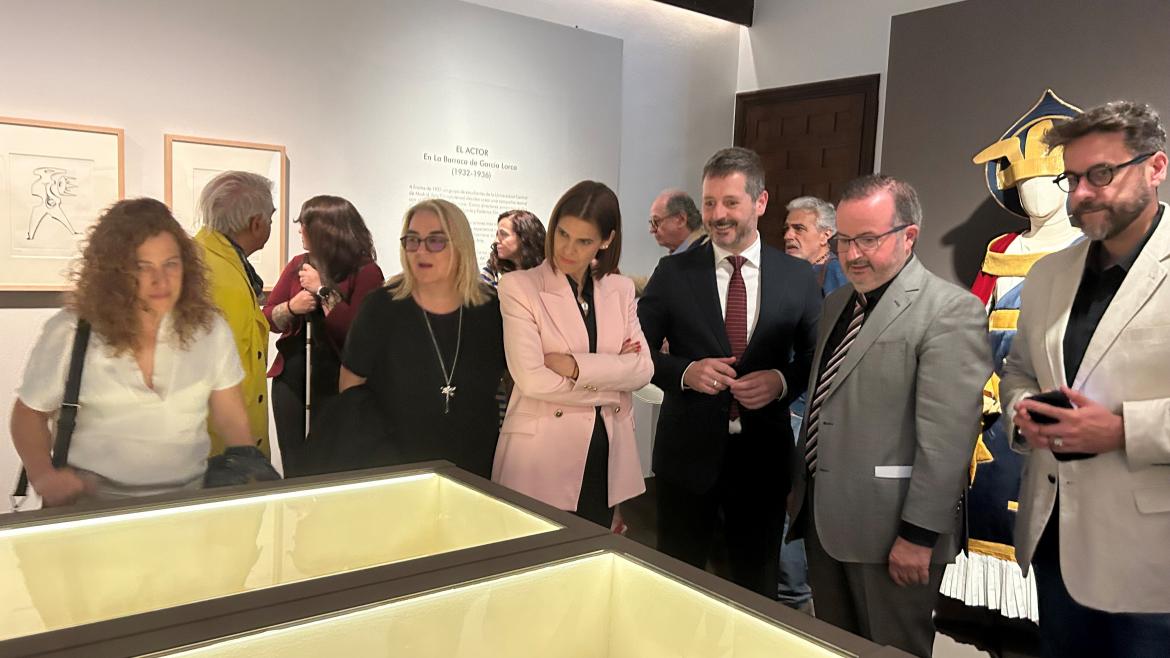 La Comunidad de Madrid dedica una exposición a la figura del actor y director teatral Modesto Higueras, nombre clave de la escena de posguerra El consejero De Paco Serrano