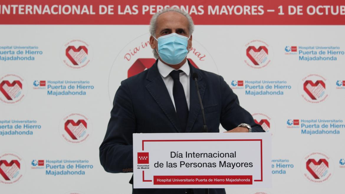 El consejero Enrique Escudero hablando