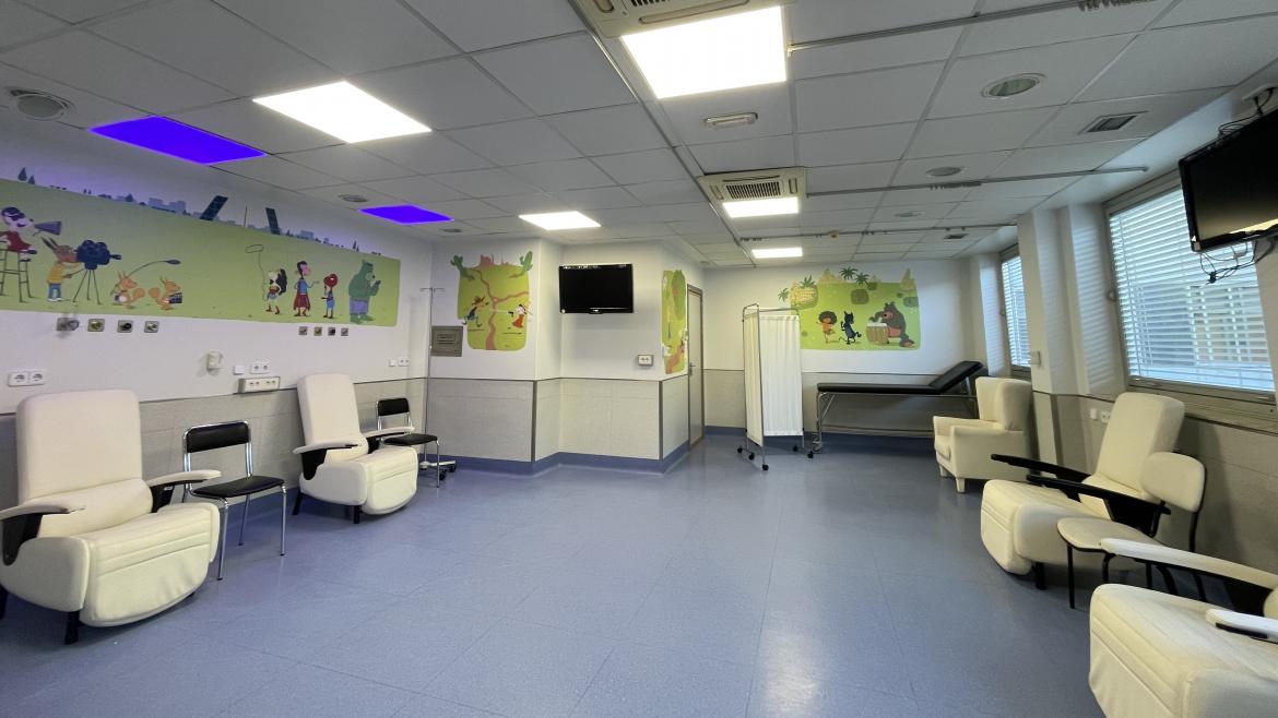 El objetivo es ofrecer una atención integral al enfermo y sus familias gracias a la organización de todos los especialistas implicados Sala del Hospital público La paz