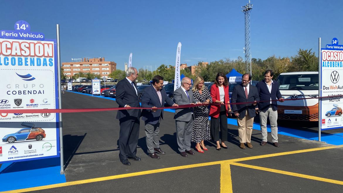 La directora general de Comercio, Consumo y Servicios ha inaugurado la Feria del Vehículo de Ocasión de Alcobendas