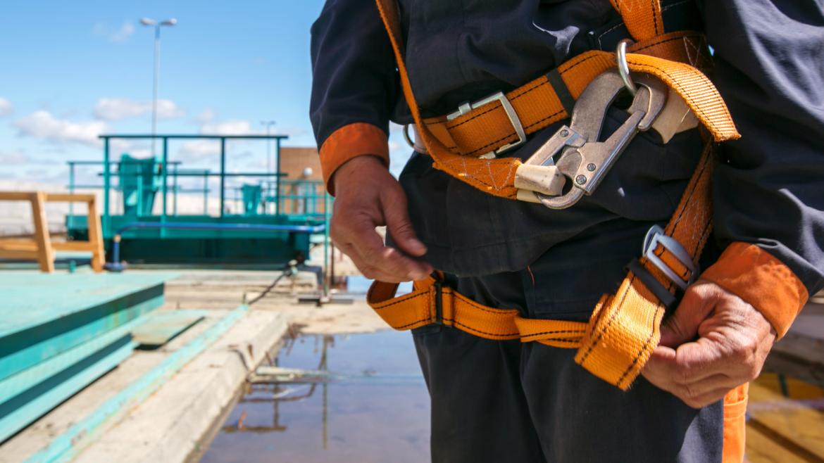 Un trabajador en una obra