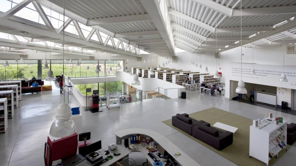 Imagen de cabecera #0 de la página de "La Comunidad de Madrid acerca la literatura a los más jóvenes con múltiples actividades en bibliotecas públicas"