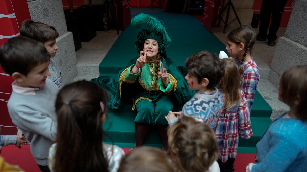 Imagen de cabecera #0 de la página de "La Comunidad de Madrid recomienda especial atención con los niños para evitar riesgos en las cabalgatas de Reyes"