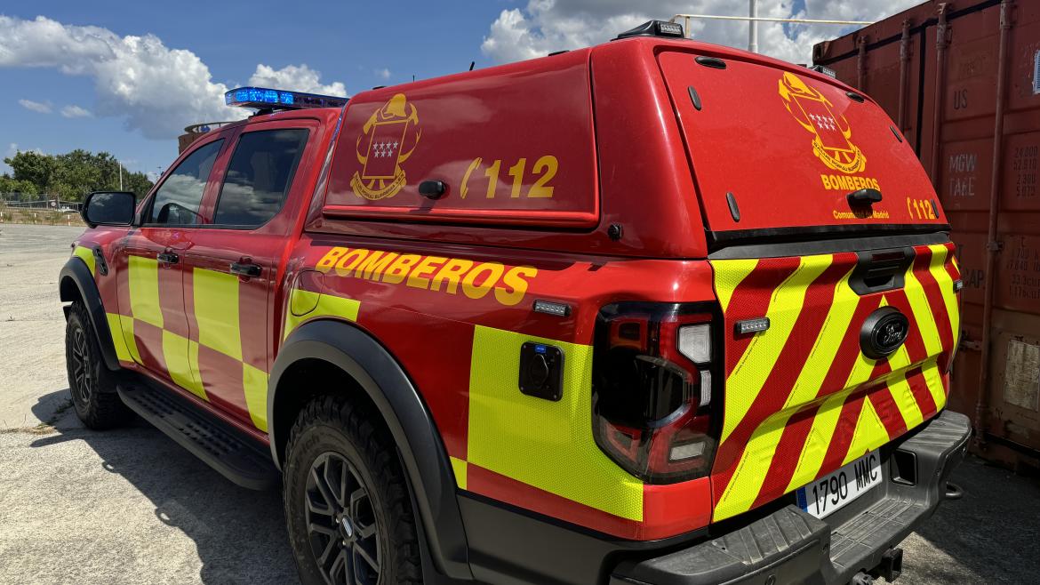pick up del Cuerpo de Bomberos