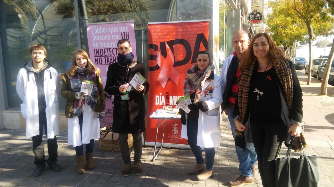 La Comunidad pone en marcha con el Ayuntamiento de Torrejón de Ardoz un proyecto de prevención de VIH en población juvenil La Comunidad pone en marcha con el Ayuntamiento de Torrejón de Ardoz un proyecto de prevención de VIH en población juvenil