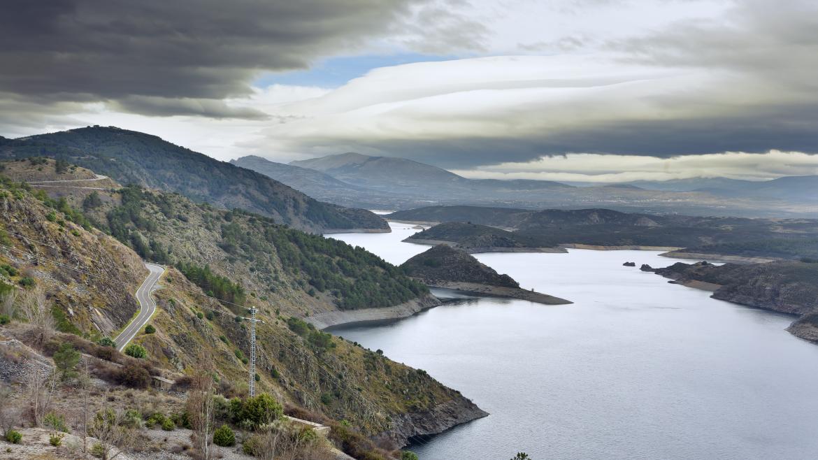 Vista de la presa de El Atazar