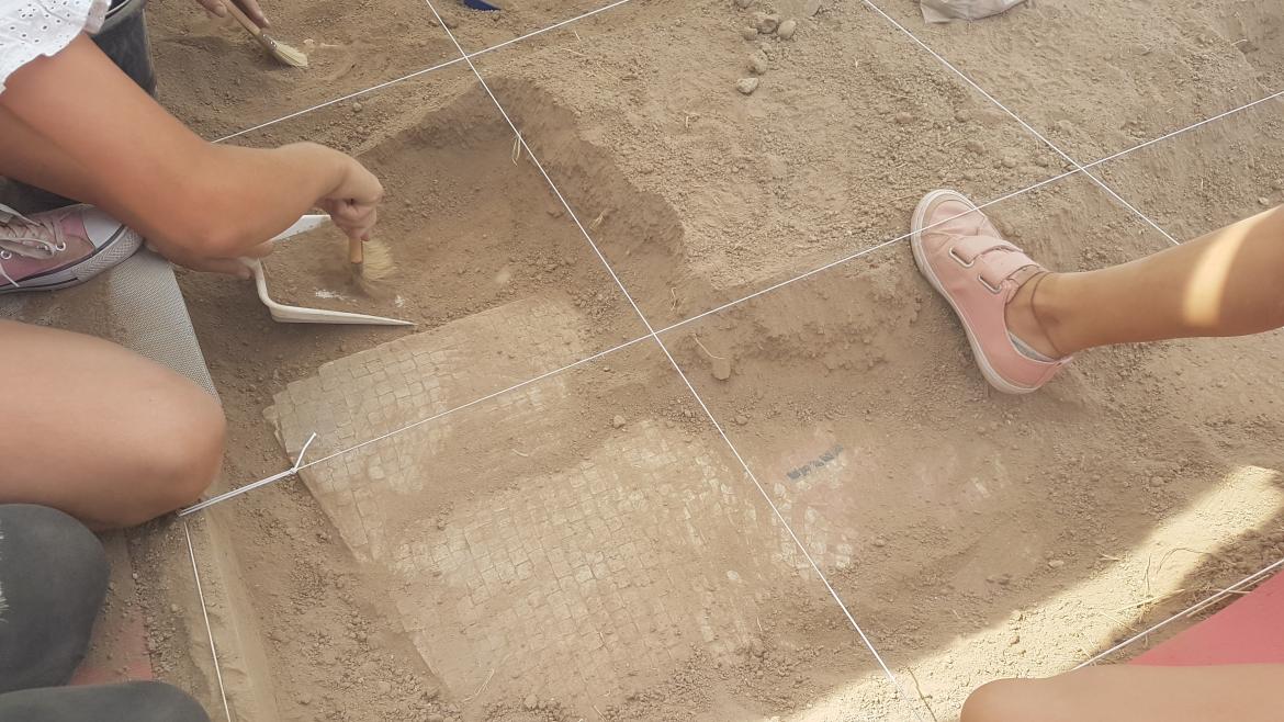 Ponemos en marcha la sexta edición del programa educativo Arqueológos por un día