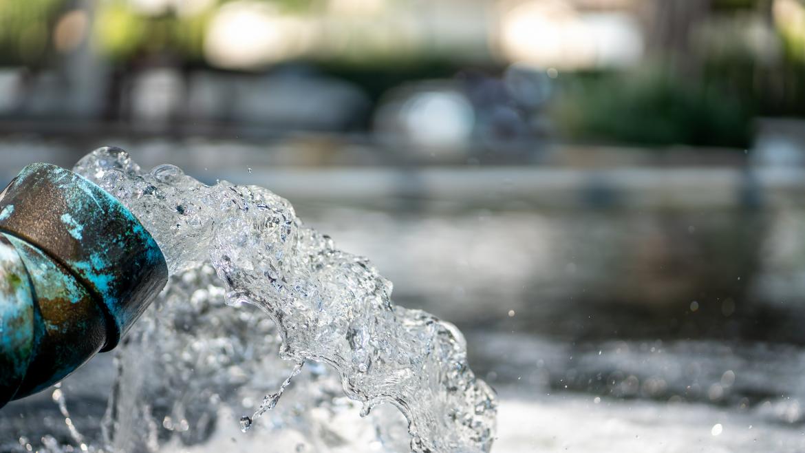 Tubería de Agua una tubería con agua