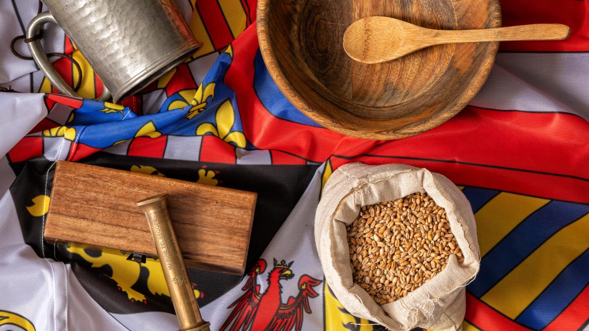 La Comunidad de Madrid dedica una exposición a los cambios en el ámbito militar y castrense durante el siglo XVIII Bodegón con elementos marineros del siglo XVIII