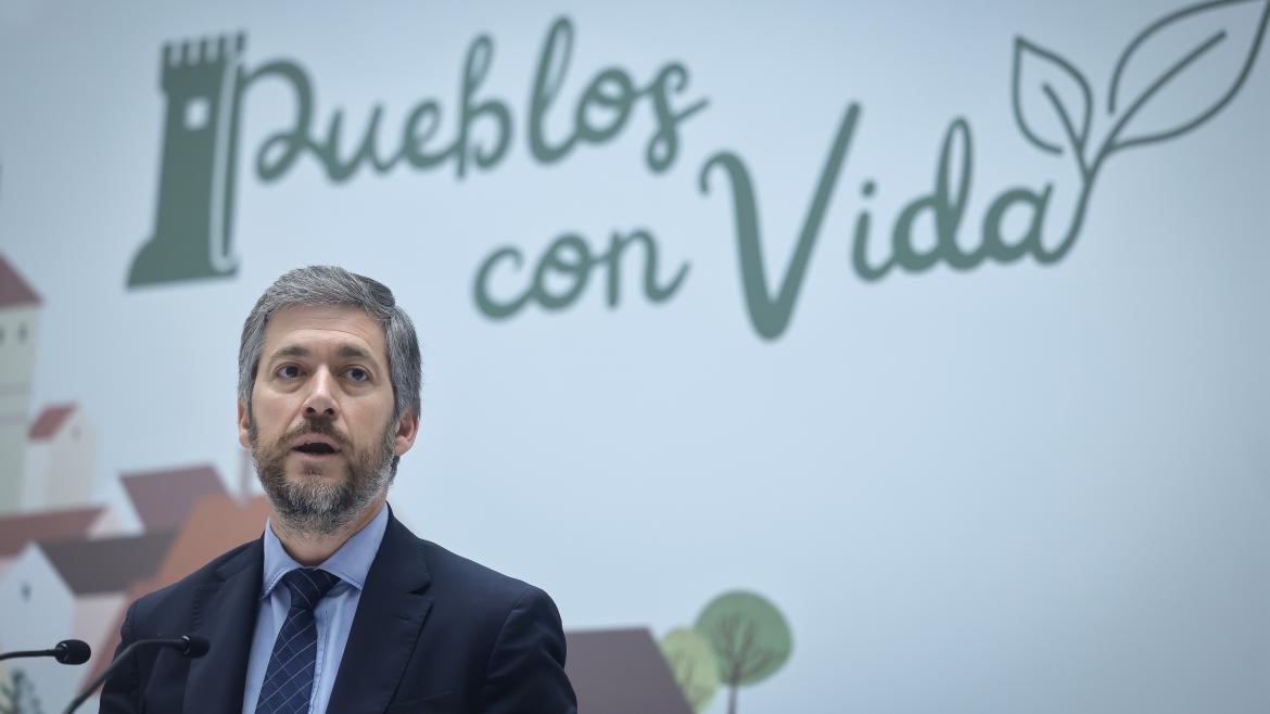 El consejero Miguel Ángel García Martín presenta las nuevas ayudas del programa Pueblos con Vida 