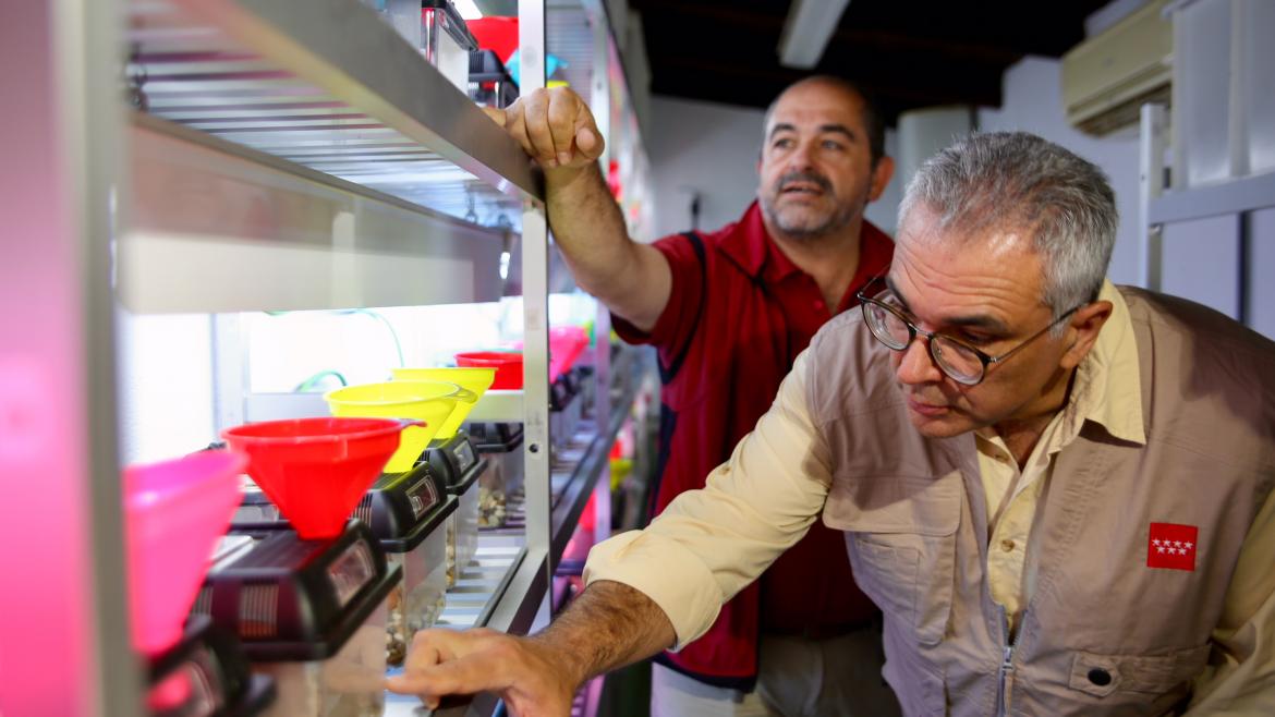 Carlos Izquierdo visita el Parque Nacional de la Sierra de Guadarrama, el segundo Parque Nacional más visitado de España tras el del Teide