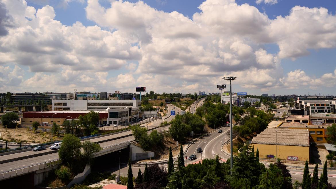 Rollán visita los trabajos para eliminar barreras arquitectónicas en el CEIP Miraflores, con más de 400 escolares matriculados