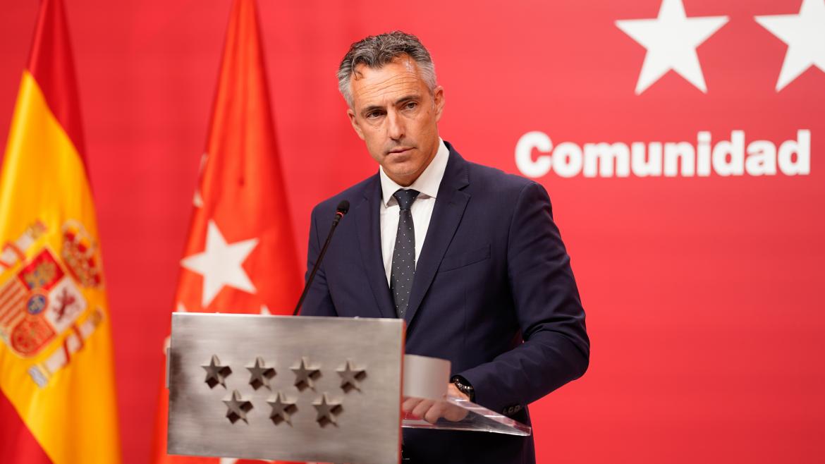Novillo en rueda de prensa El consejero Carlos Novillo durante una rueda de prensa en la Real Casa de Correos