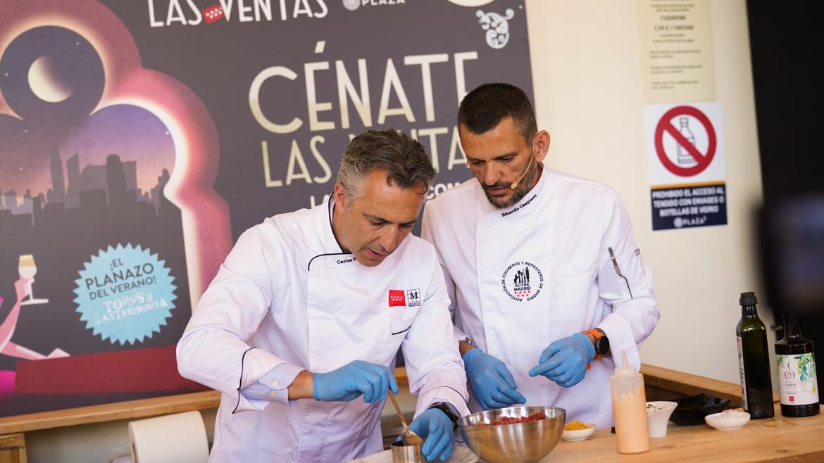 El consejero Carlos Novillo durante la presentación de Cénate Las Ventas