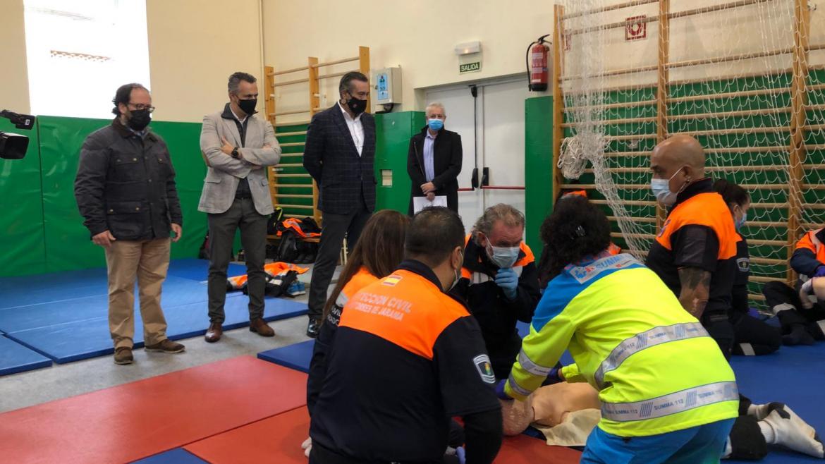 Enrique López durante la visita del IFISE